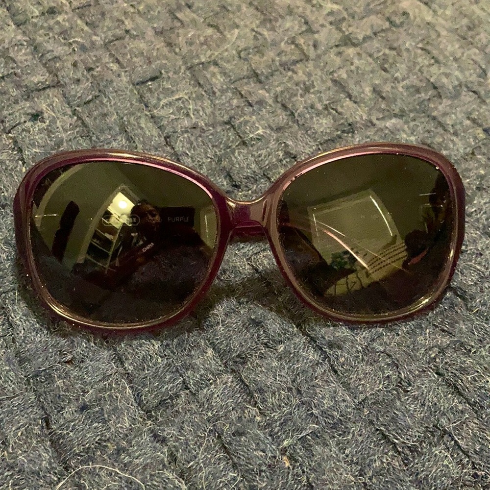 COPY - Coach sunnies